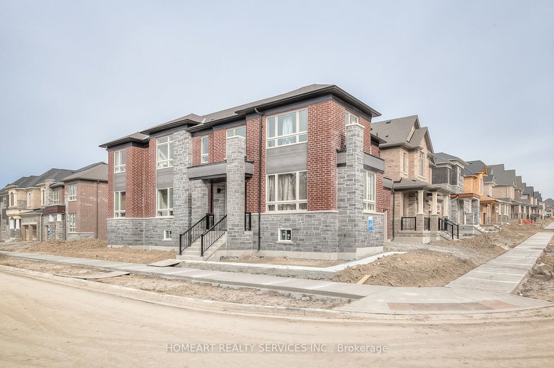 64 Plank Rd N, Bradford West Gwillimbury, L3Z 4N3 | Image 2