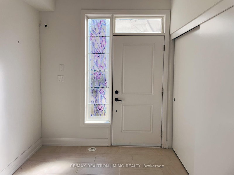 55 Village Pkwy, Markham, L3R 4K7 | Image 3