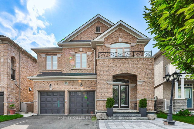 90 Salamander Court