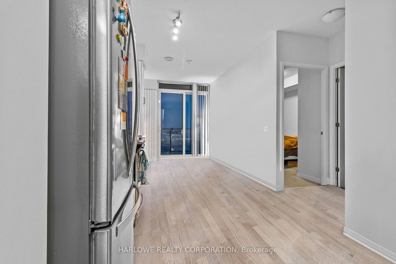 3118 - 7895 Jane St, Vaughan, L4K 2M7 | Image 2