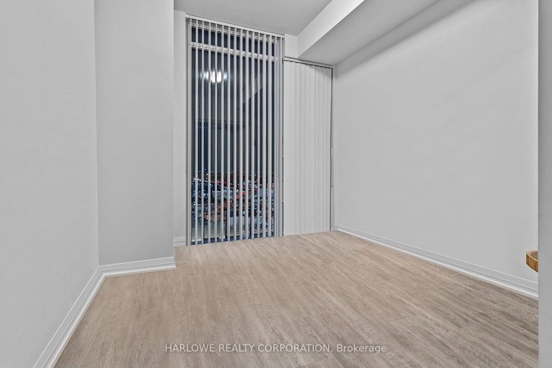 3118 - 7895 Jane St, Vaughan, L4K 2M7 | Image 3