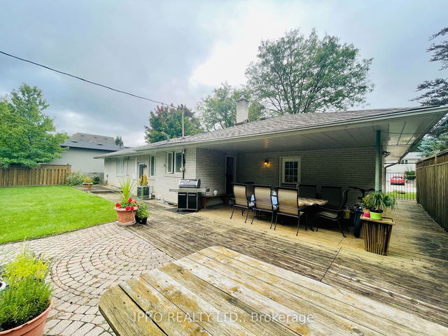 40 Donhill Crescent