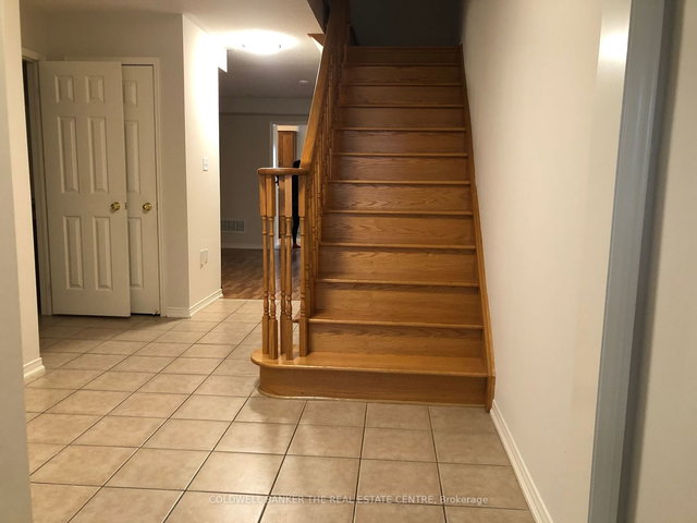 Upper - 54 Keystar Court