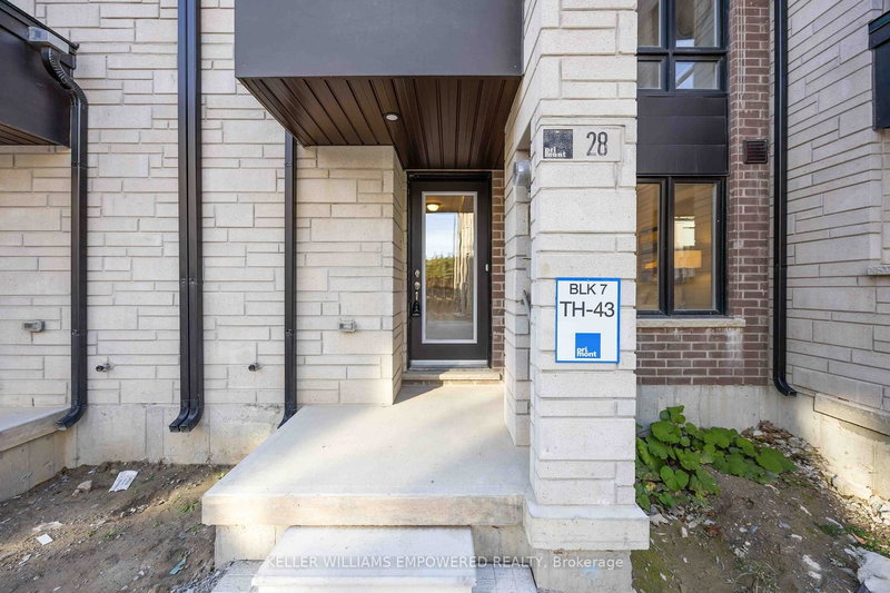 28 Credit Lane, Richmond Hill, L4E 1G9 | Image 2