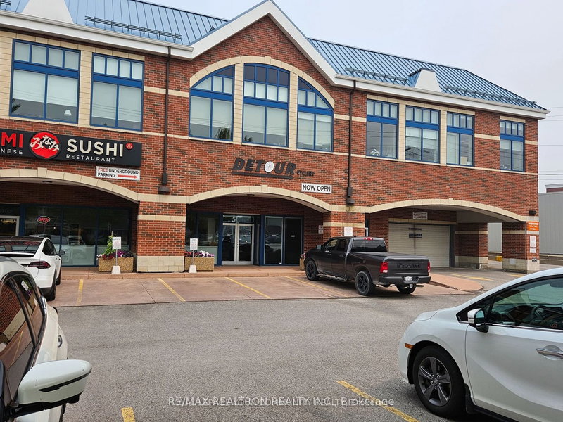 107 - 14785 Yonge St, Aurora, L4G 1N1 | Image 3