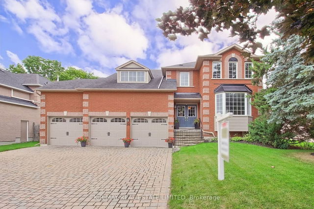 14 Glenn Gould Crescent