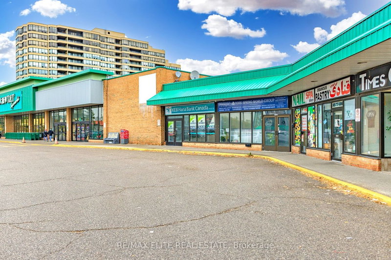 Unit B - 9625 Yonge St, Richmond Hill, L4C 5T2 | Image 3