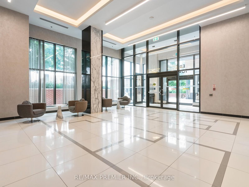 1012 - 99 Eagle Rock Way, Vaughan, L6A 5A7 | Image 3