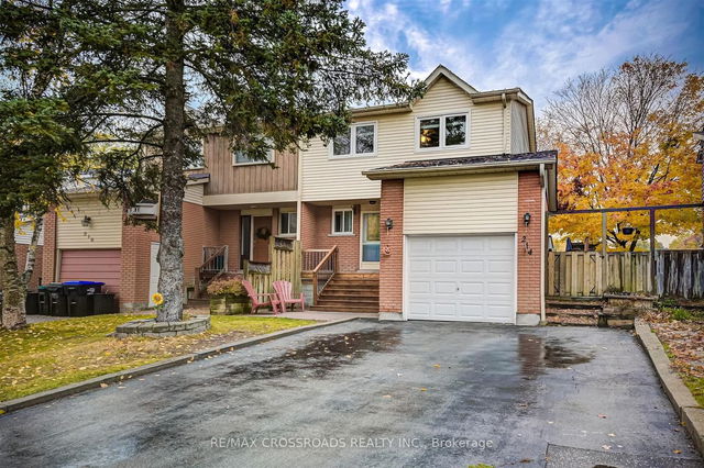214 Collings Avenue