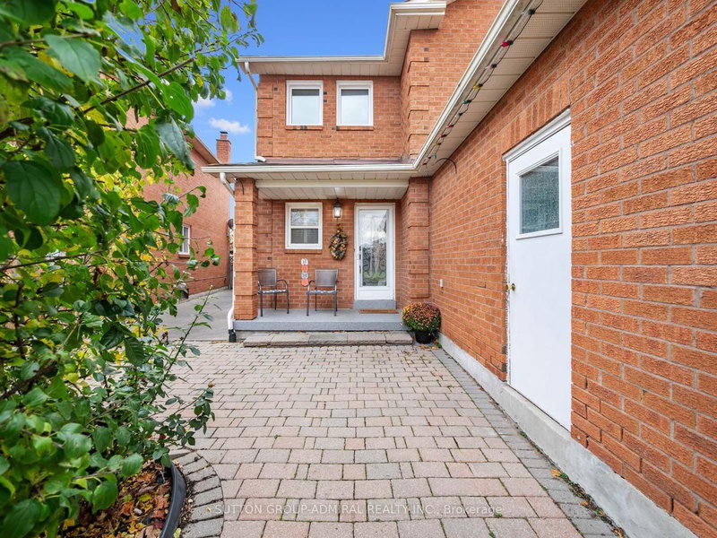 186 Patna Cres, Vaughan, L6A 1N2 | Image 2