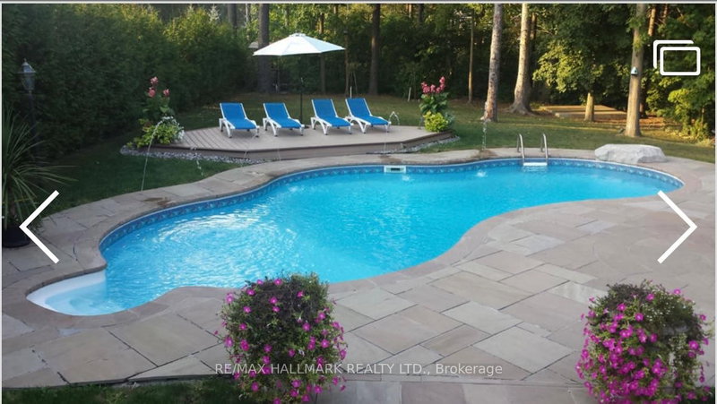 384 Kennedy St W, Aurora, L4G 5M6 | Image 2