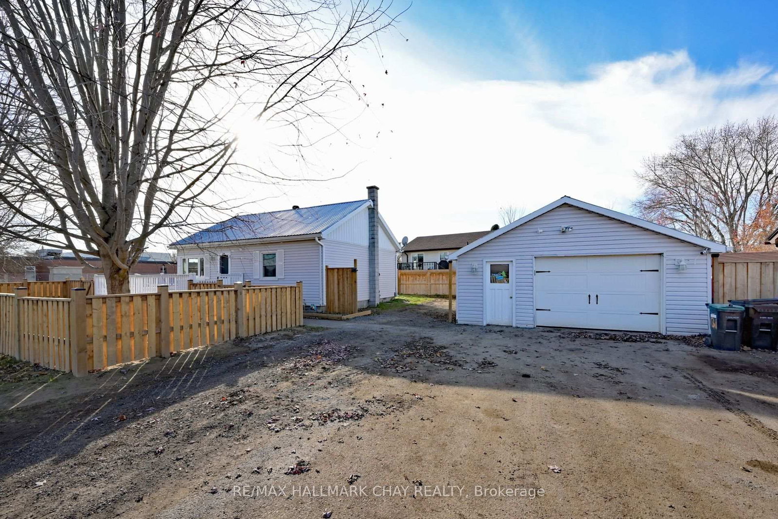 Listing Image 10