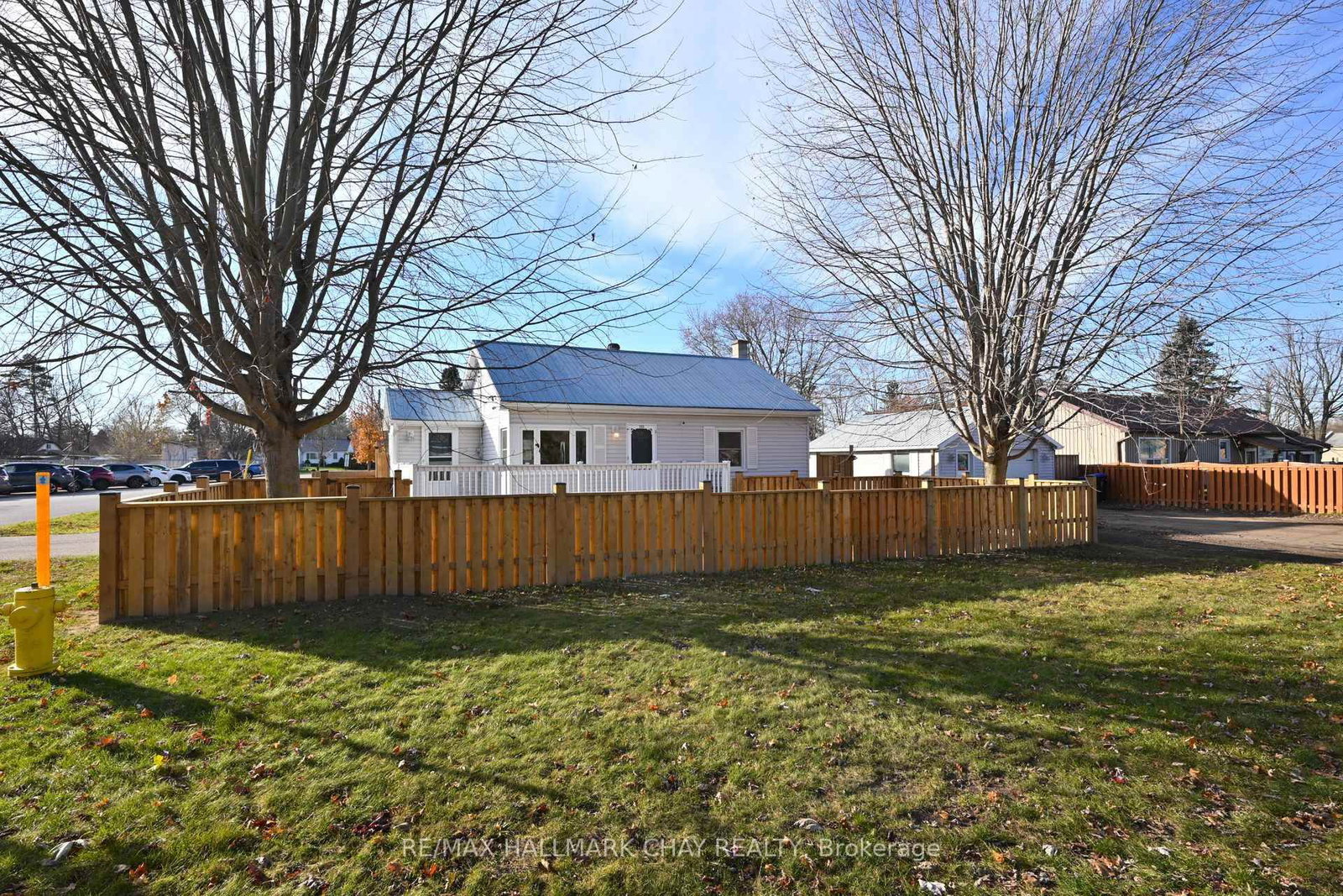 Listing Image 7