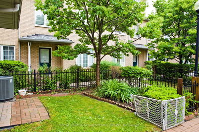Unit 7 — 14 St. Moritz Way, Markham - Unionville image-0-2