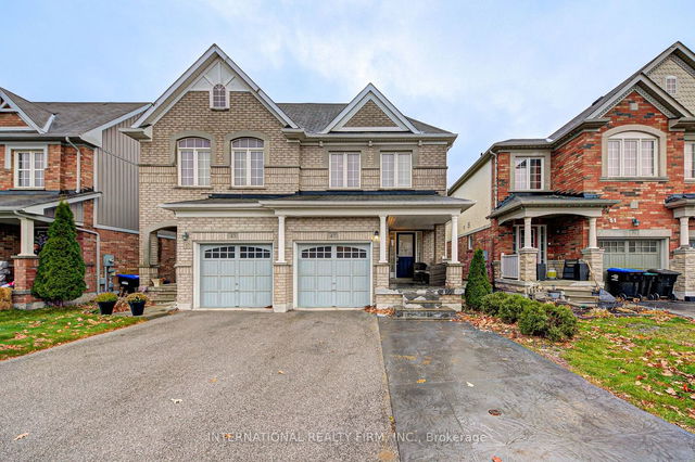 47 Meadowhawk Trail