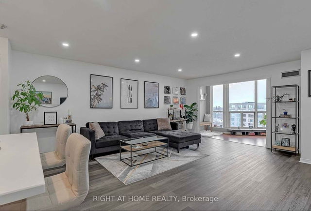 1014 - 309 Major Mackenzie Drive