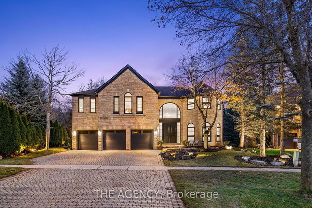 988 Lockwood Circle