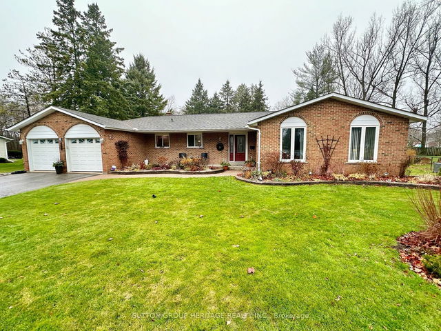 5 Iroquois Drive