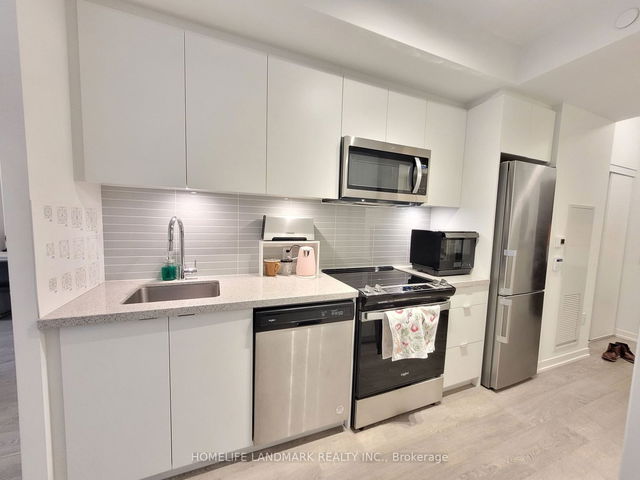 502E - 8868 Yonge Street