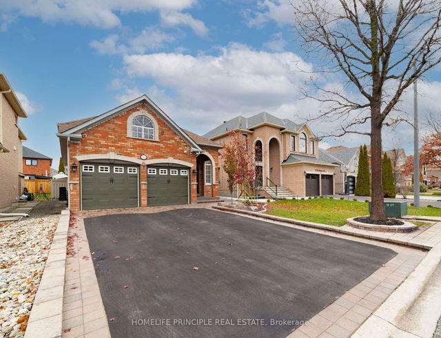 10 VIA CARMINE Avenue