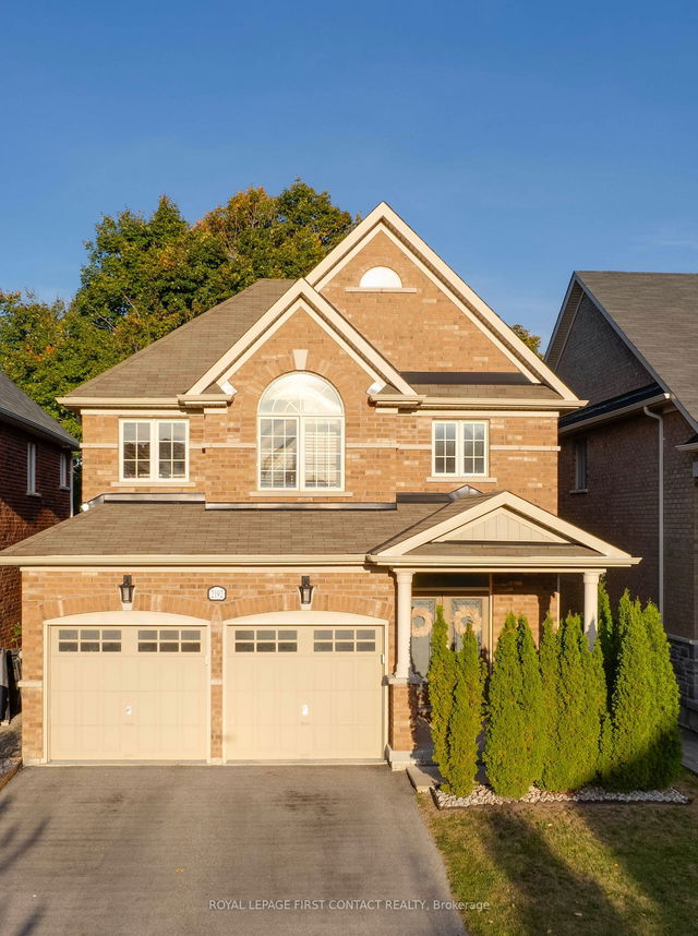 2192 Dawson Crescent