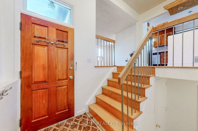 57 Lillooet Crescent