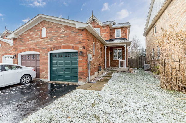 74 Gunning Crescent