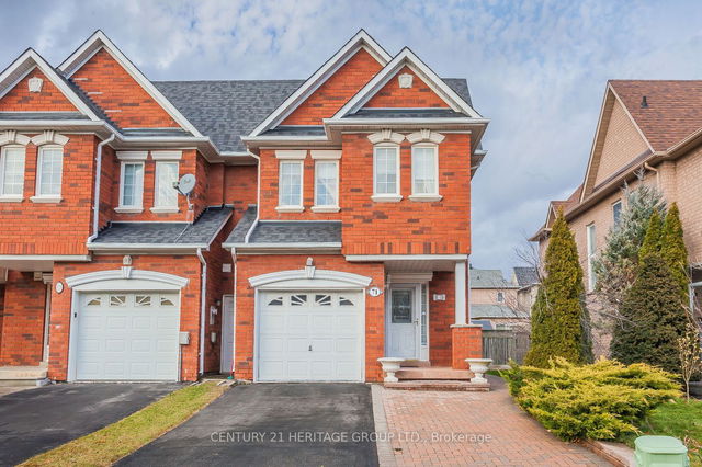 71 Ruby Crescent