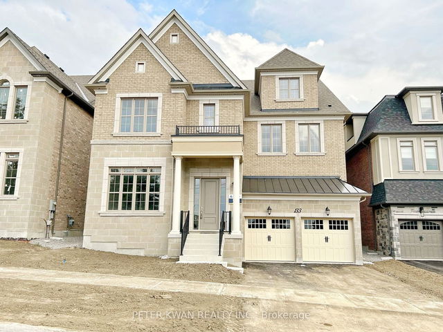 133 HILLSVIEW Drive