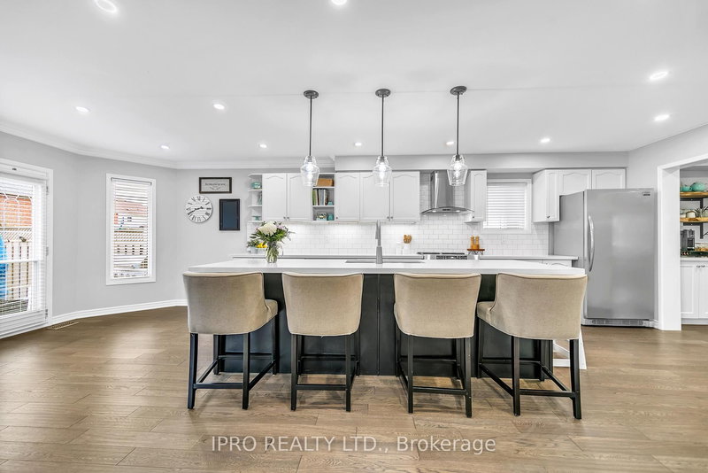 5 Smith St, New Tecumseth, L9R 1Z8 | Image 3