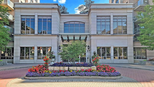 108 - 37 Galleria Parkway
