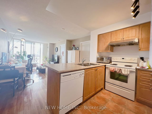 1214 - 310 Red Maple Road