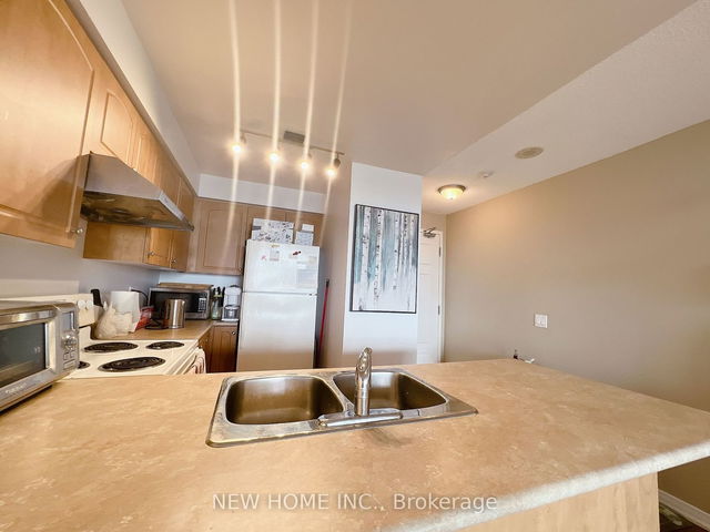 1214 - 310 Red Maple Road