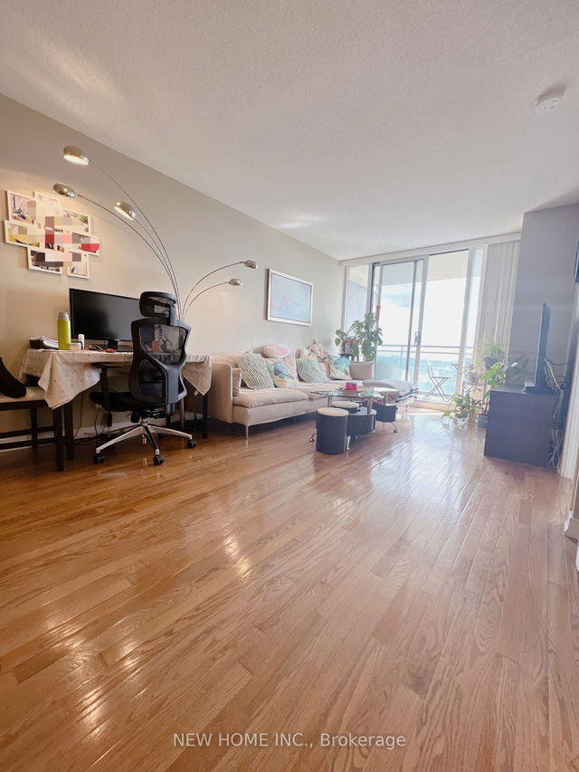 1214 - 310 Red Maple Road