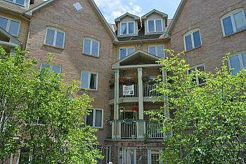 Unit 733 — 75 Weldrick Rd, Richmond Hill - Observatory image-0-0
