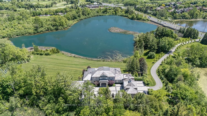 130 St. John's Sdrd E, Aurora, L4G 0M6 | Image 2