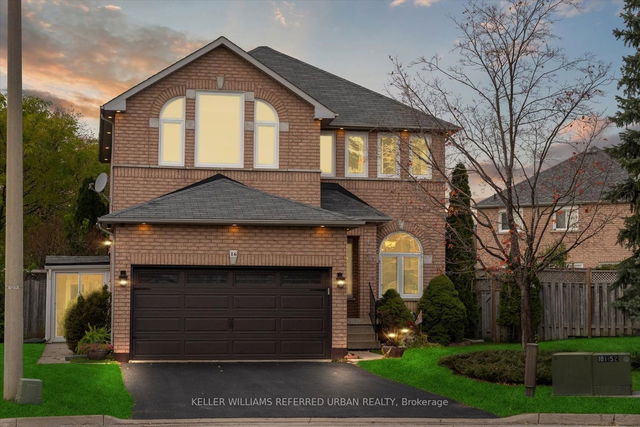 16 Hamills Crescent