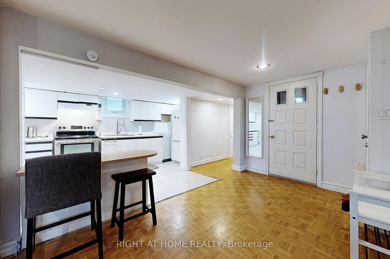 WO BSMT - 156 Trayborn Dr, Richmond Hill, L4C 4L1 | Image 2