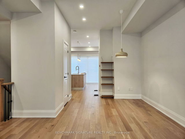 211 Smallwood Circle