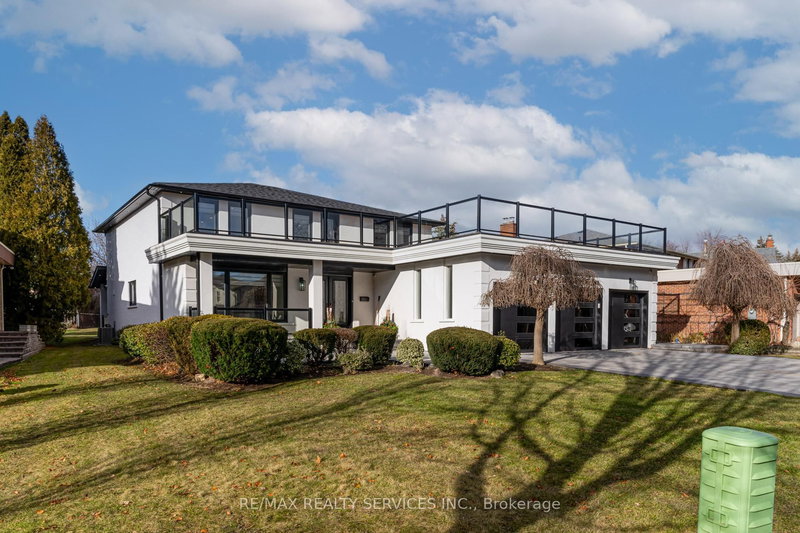 30 Queen Post Dr, Vaughan, L4L 3G4 | Image 2