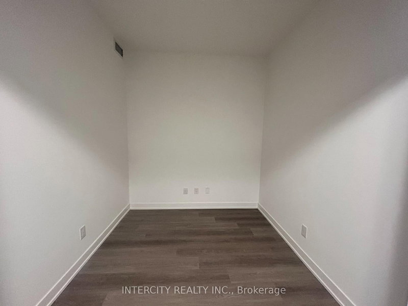 602 - 8119 Birchmount Rd, Markham, L9N 1N3 | Image 3