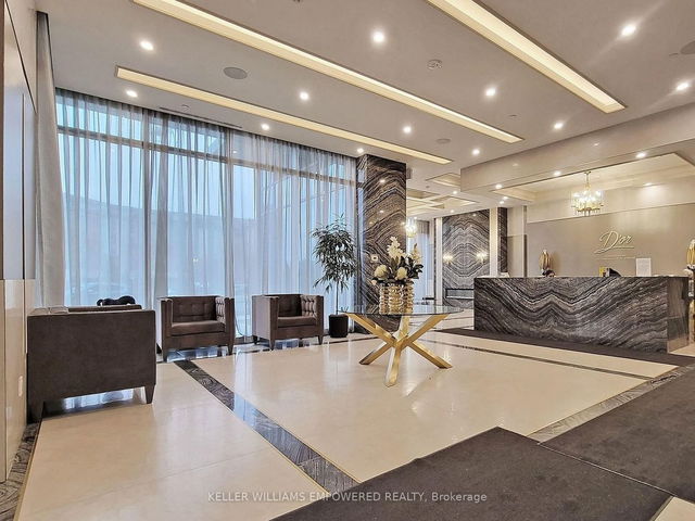 404 - 10 Gatineau Drive