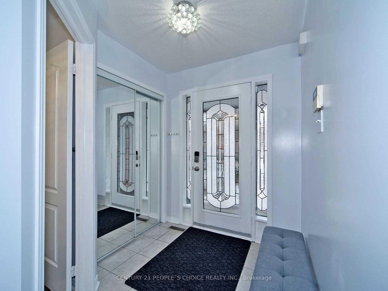 20 National Pine Dr, Vaughan, L6A 3M1 | Image 3