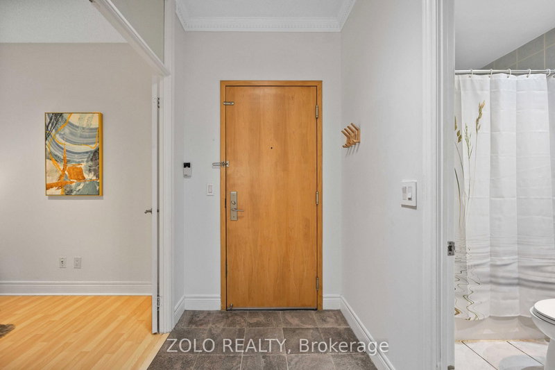 105 - 62 Suncrest Blvd, Markham, L3T 7Y6 | Image 2