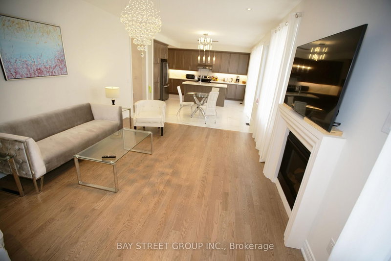 room - 152 Ben Sinclair Ave, East Gwillimbury, L0G 1R0 | Image 3