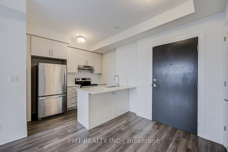 517 - 58 Adam Sellers St, Markham, L6B 1P5 | Image 2