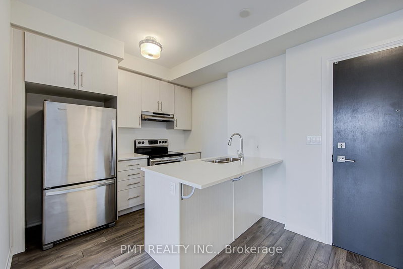 517 - 58 Adam Sellers St, Markham, L6B 1P5 | Image 3