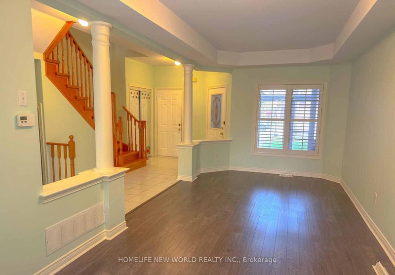 11 Firwood Dr, Richmond Hill, L4S 1Z8 | Image 2