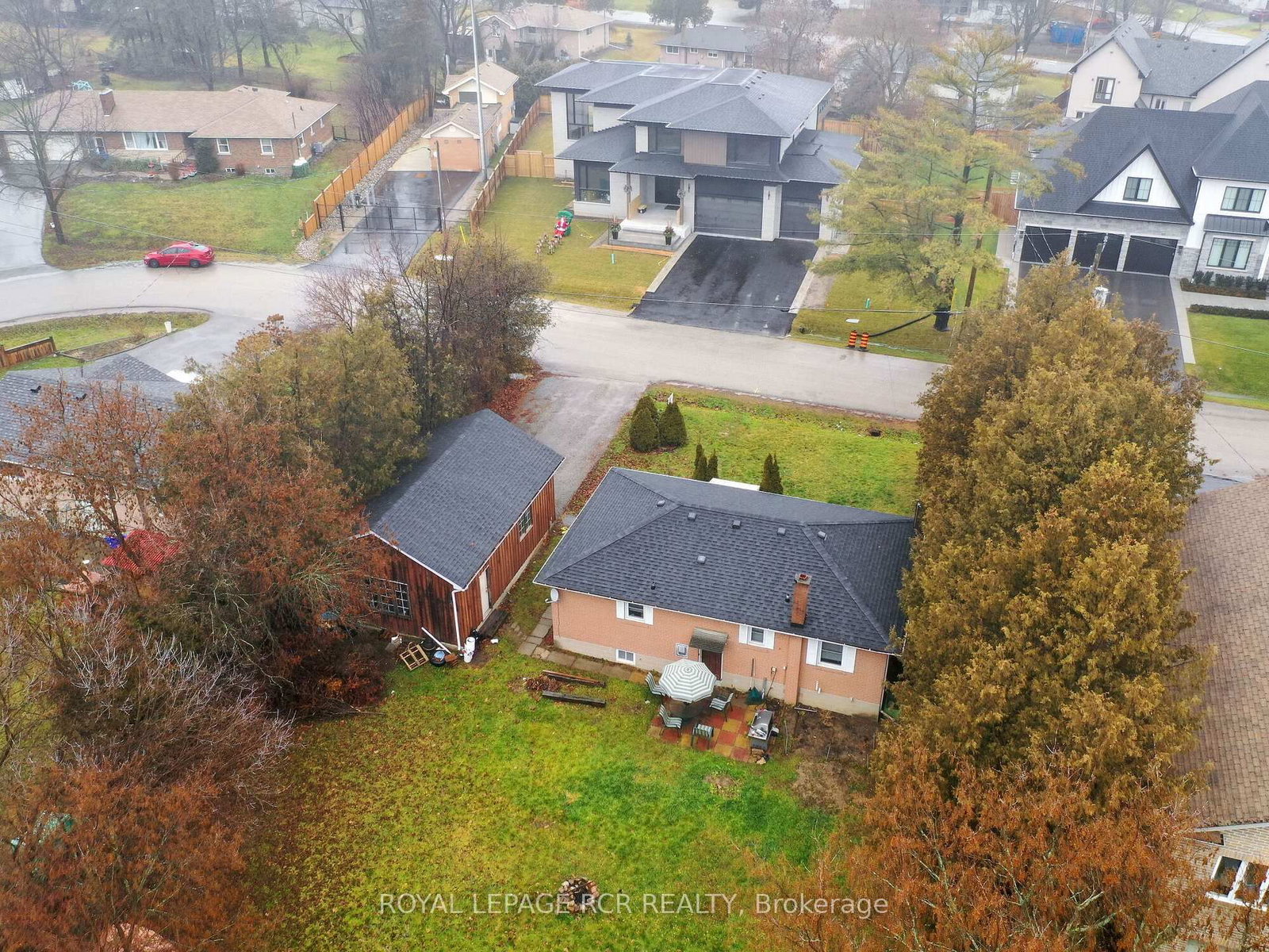 Listing Image 5