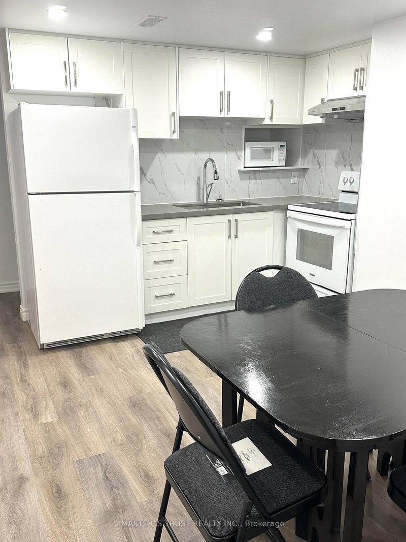 Bsmt - 5 Empringham Cres, Markham, L3R 3E9 | Image 2